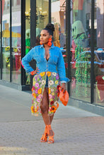 Load image into Gallery viewer, She&#39;s So Vintage Floral Duster- Specialty Item