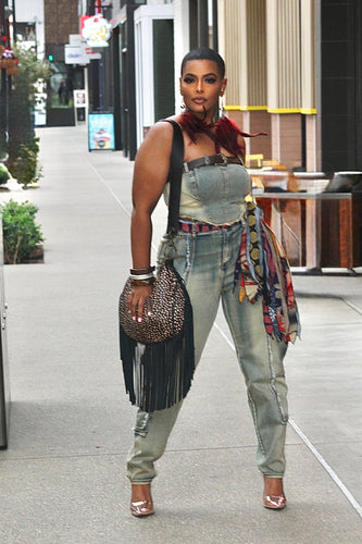Gather Your Up High Waist Frayed Jeans