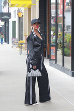 Load image into Gallery viewer, Stripe Your Out Jogger Set