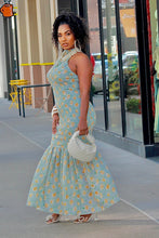 Load image into Gallery viewer, Vintage Floral Trumpet Dress