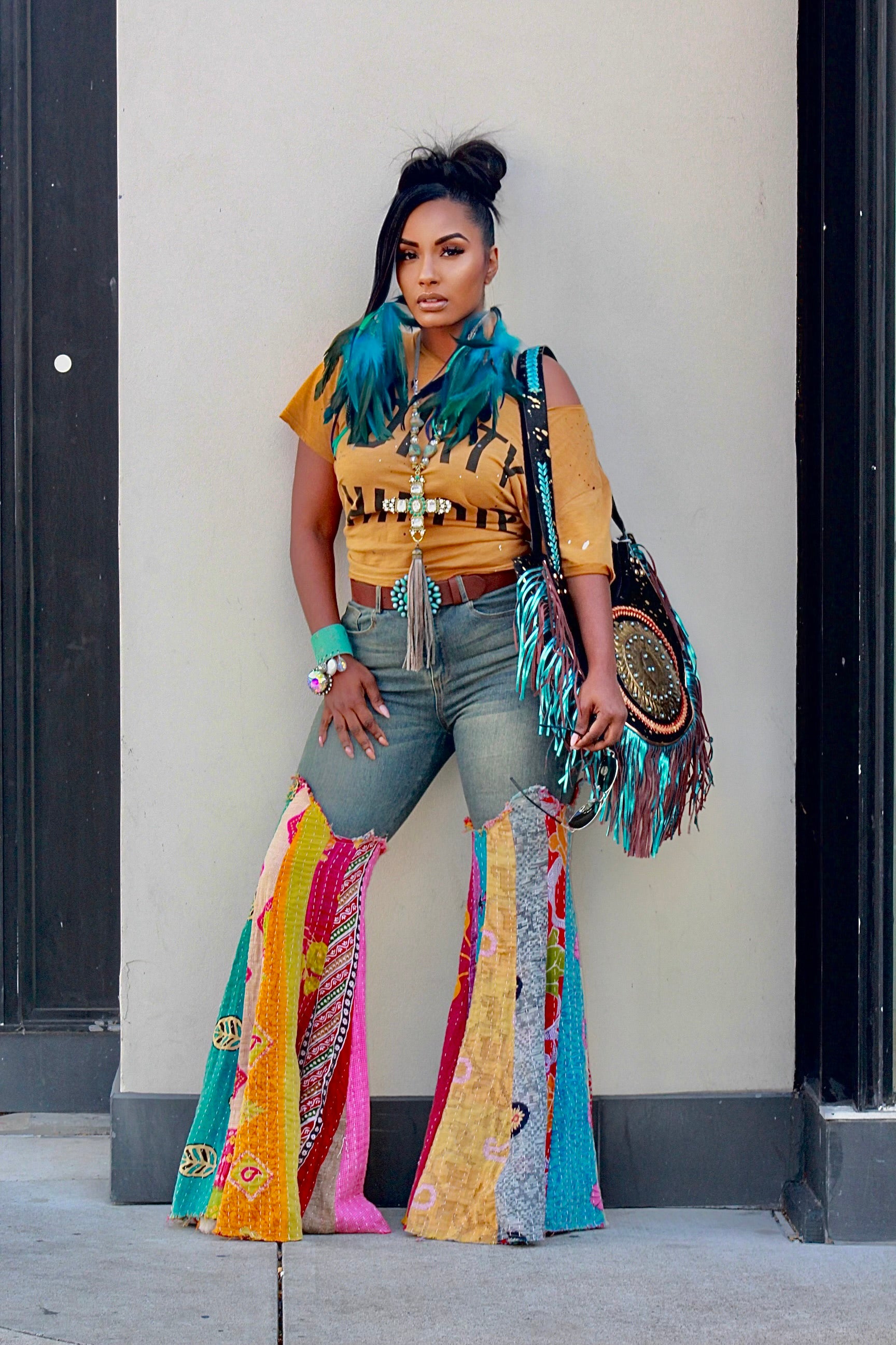 Dirty Hippie Graphic Tee- Multiple Colors – Spoiled Boutique