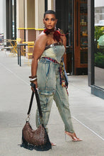 Load image into Gallery viewer, Gather Your Up High Waist Frayed Jeans