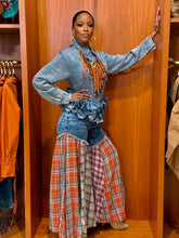 Load image into Gallery viewer, Floral Bottom Button Up- Denim Top
