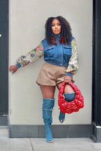 Load image into Gallery viewer, Bubble Baddie Shorts - Khaki