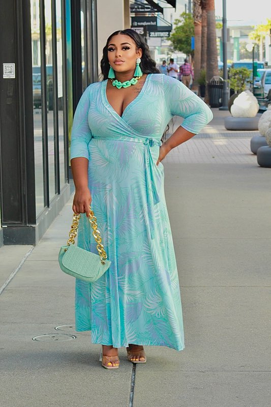Mint Floral Wrap Dress- Curvy Brat – Spoiled Boutique