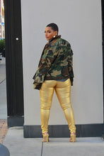 Load image into Gallery viewer, Metallic Skinny Jeans- Gold